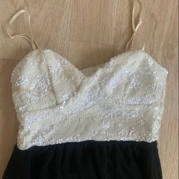 Windsor Black Maxi Dress w/Sequin White Top Size 7 - Picture 2 of 4